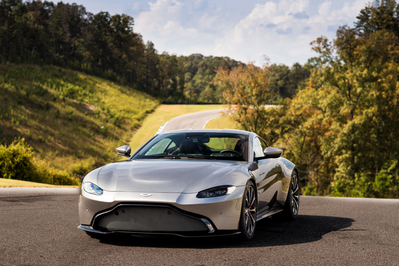 Illustration for article titled The 2019 Aston Martin Vantage Doesn't Settle For Anything